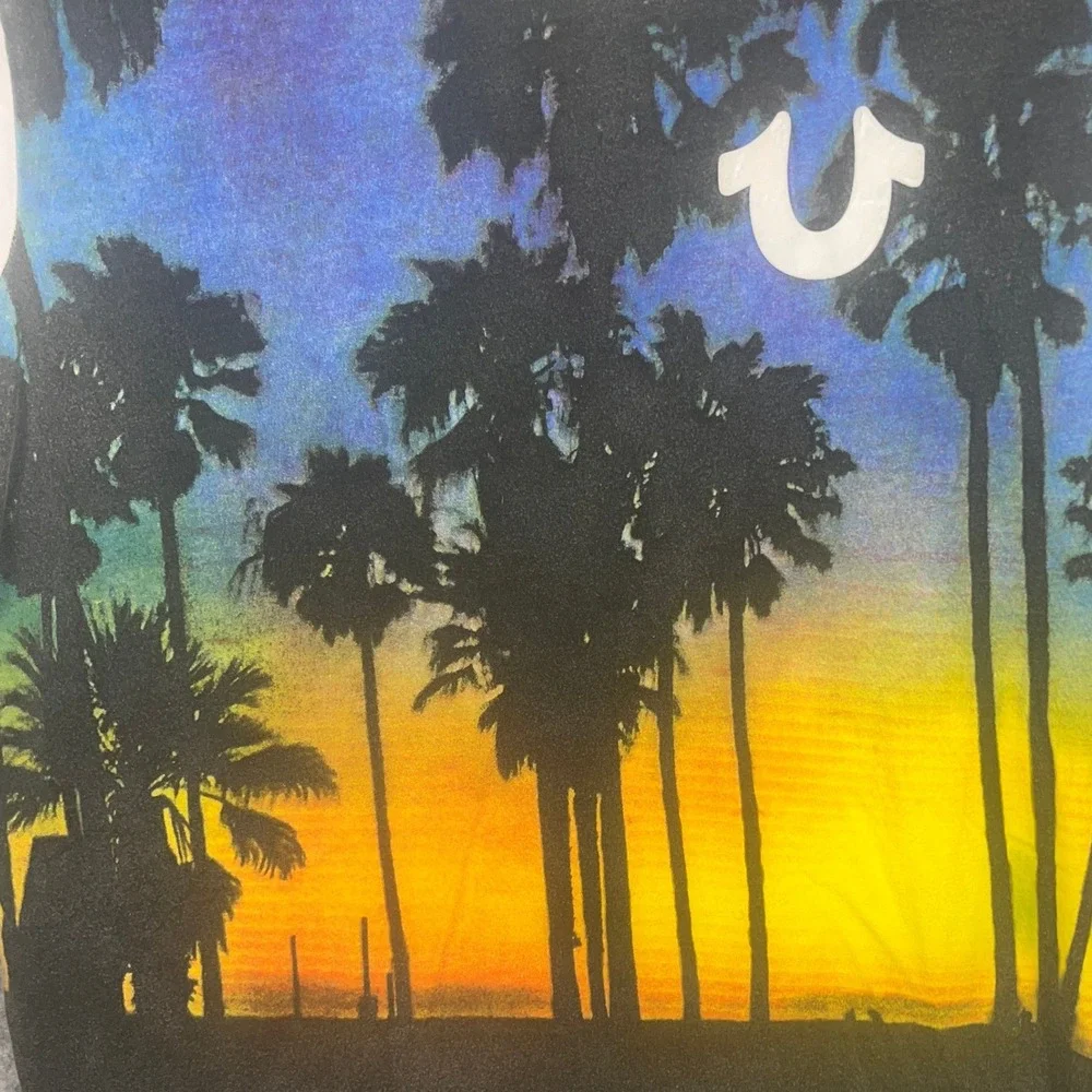 True Religion Men's Cali Photo Real Sunset Palm Tree Graphic T-Shirt XL White